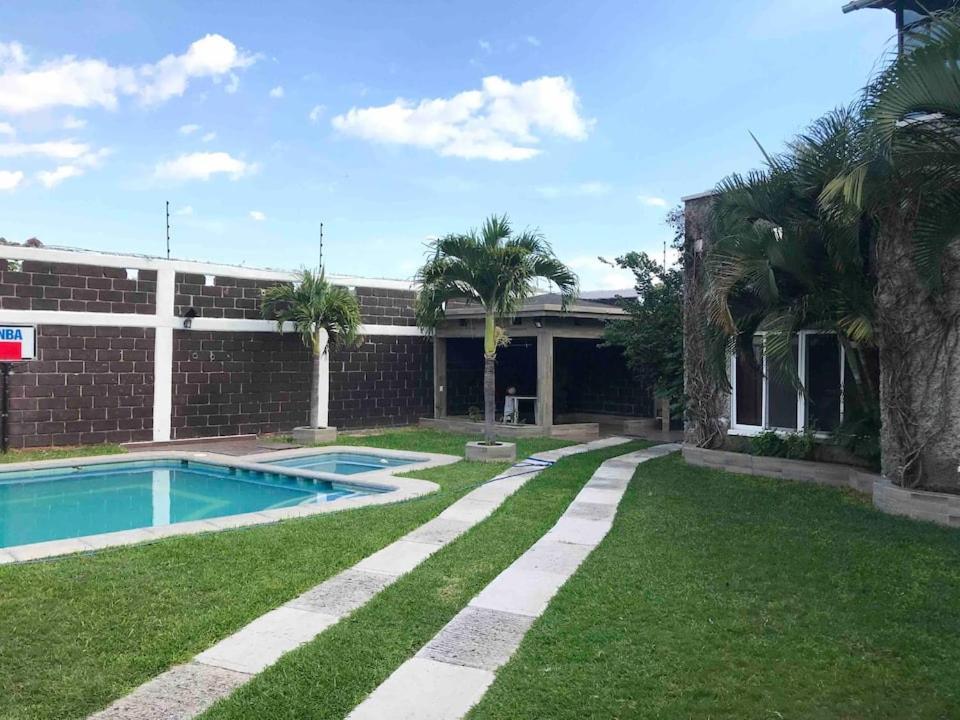 Casa Acogedora Con Alberca Villa Atlihuayan Kültér fotó